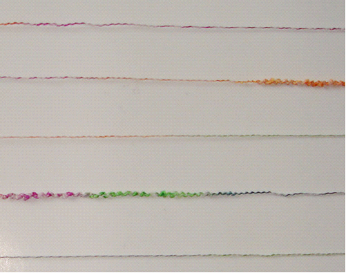 转杯纺纱机纺制精美的竹节花式纱