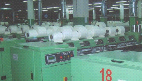 给棉罗拉位置的优化及改进钳板的钳唇设计