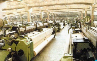 片梭织机选色机构的新探讨（一）