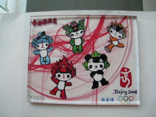 供应玻璃制品彩印机，玻璃制品印刷机，玻璃制品喷绘机