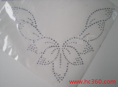 供应微雕烫钻制版机、服装烫钻模板刻版机，牛皮纸激光切割机，牛皮纸制版机