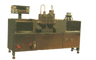 SA820C型半自动胶辊酸处理机