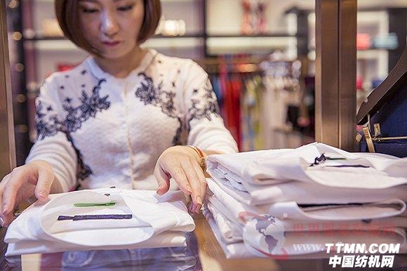 胡文秋:在奢侈品行业做一名视觉陈列师是种怎